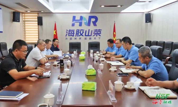 艾轶伦在swag山荣分公司座谈。